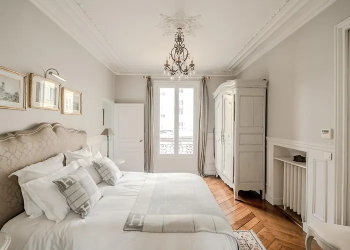 Ac 3bds With Arc De Triomphe View & Terrace * Париж