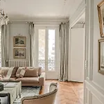 Ac 3bds With Arc De Triomphe View & Terrace