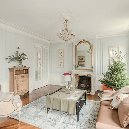 Ac 3bds With Arc De Triomphe View & Terrace Apartment *