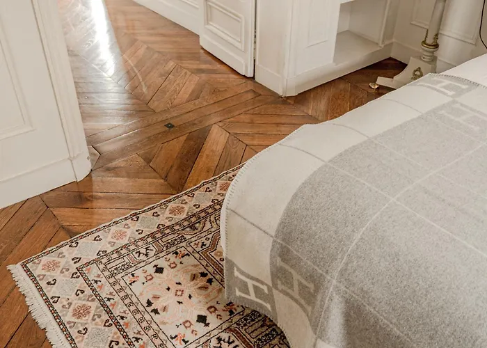 Ac 3bds With Arc De Triomphe View & Terrace Parijs