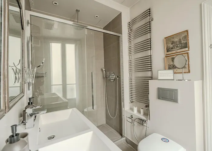 Ac 3bds With Arc De Triomphe View & Terrace * Paryż