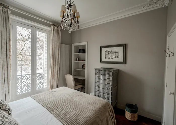 Ac 3bds With Arc De Triomphe View & Terrace 巴黎