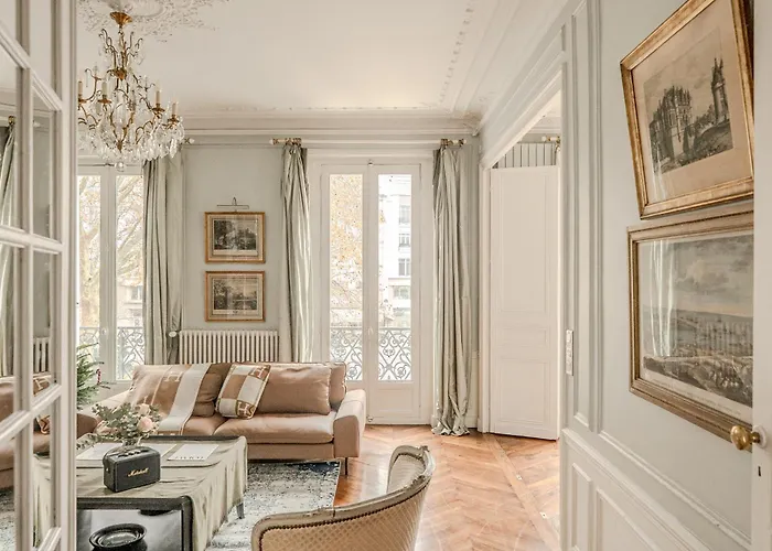 Ac 3bds With Arc De Triomphe View & Terrace Appartement Parijs